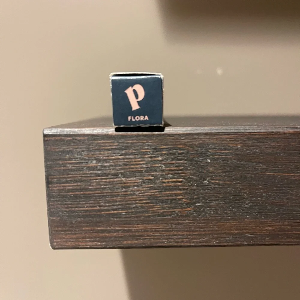 pley add bold